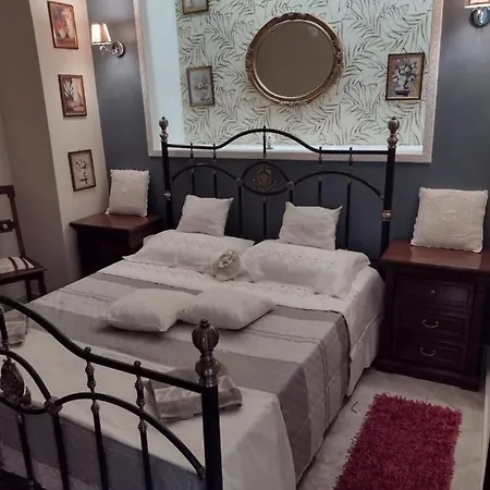 Apartment Azalea House