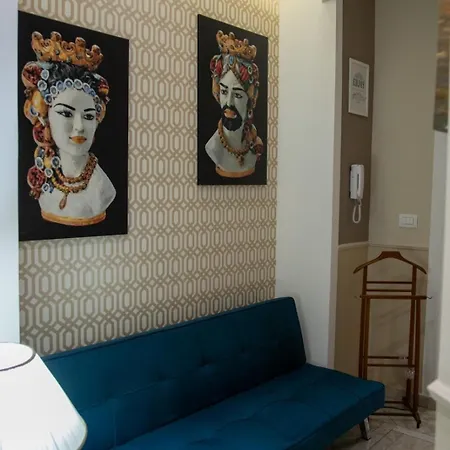 Azalea House * Catane